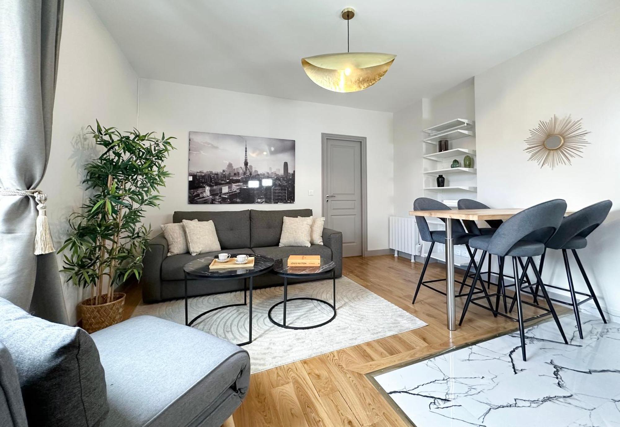 Appartement - Buttes Chaumont's Park -entire Flats Parijs
