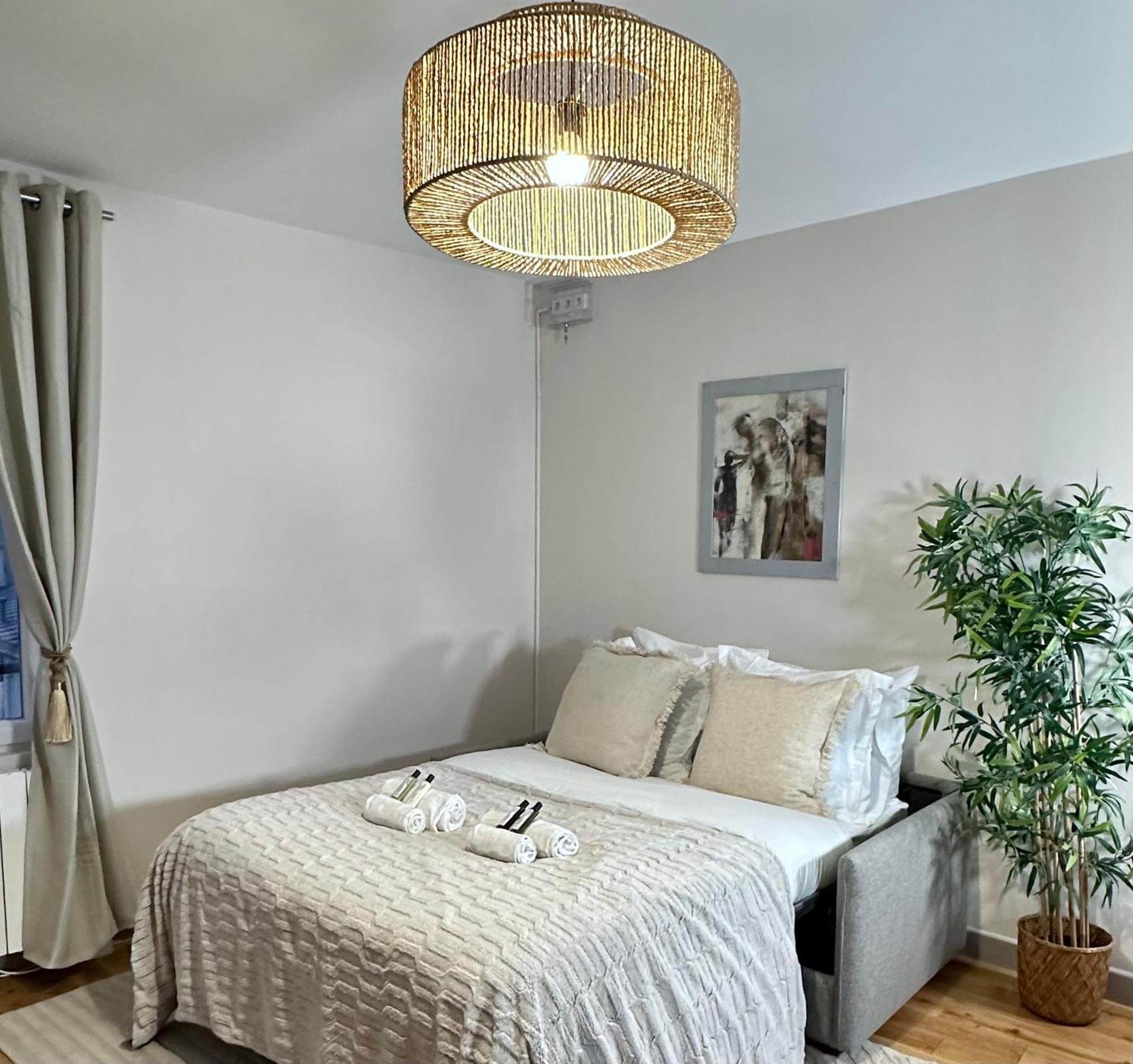 Appartement - Buttes Chaumont's Park -entire Flats Paris